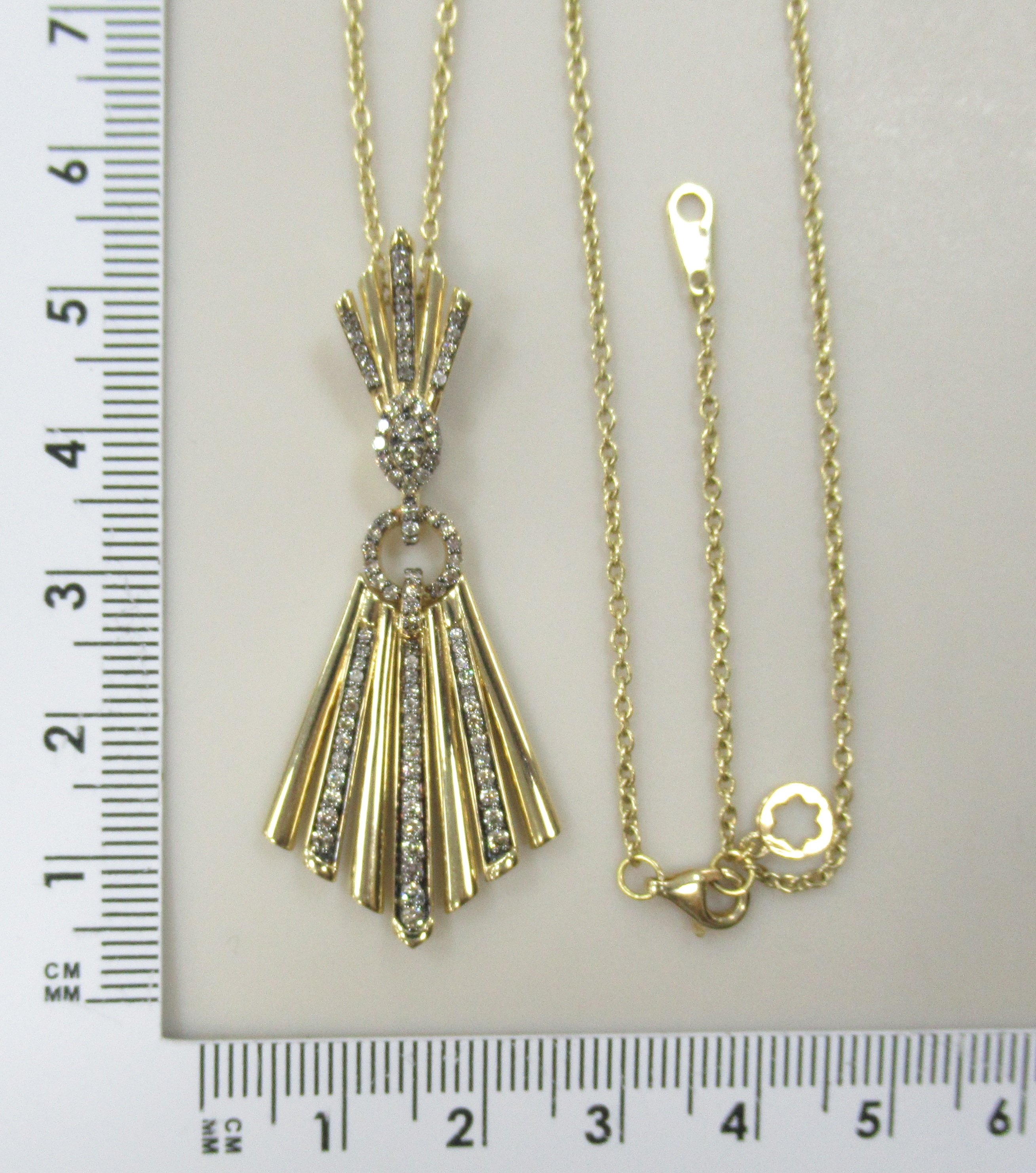 10711-000155 Колье (Au 585)